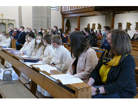 Dankwortgottesdienst der Erstkommunionkinder  (Foto: Karl-Franz Thiede)